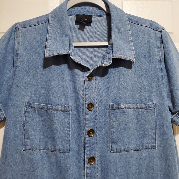 Lumière Lightwashed Distressed Denim Romper - Picture 3 of 12